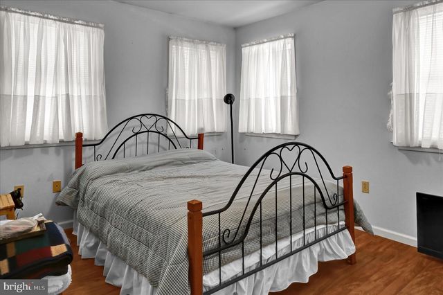 359 GIBRALTAR RD, Reading, PA 19606