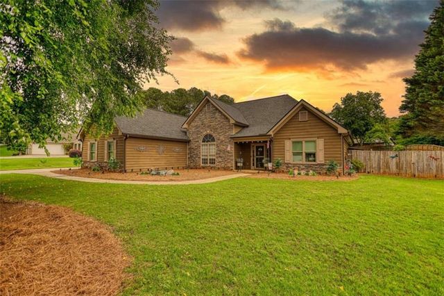 4207 Old Wood Drive, Conyers, GA 30094