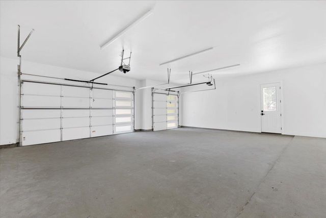 103 Arborvita PL, Bastrop, TX 78602