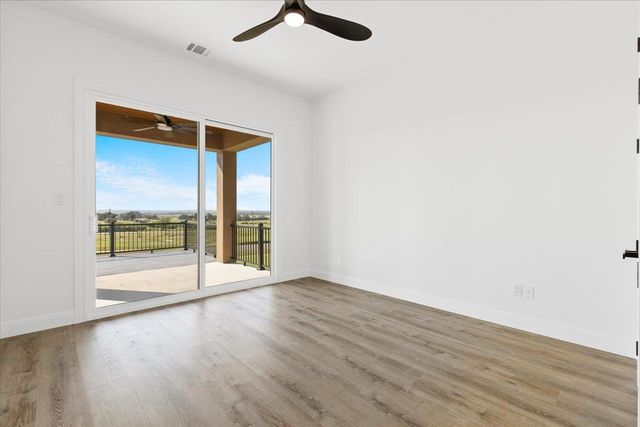 103 Arborvita PL, Bastrop, TX 78602