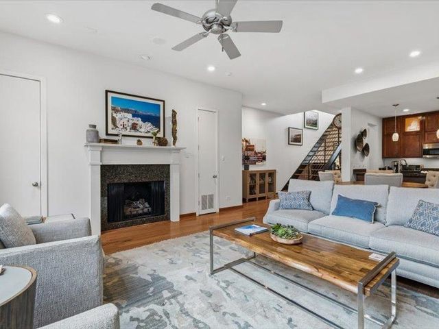 38 W GEORGIA AVE, Memphis, TN 38103