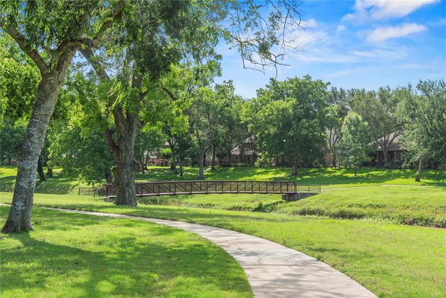 21130 Spur Ridge Court, Richmond, TX 77406