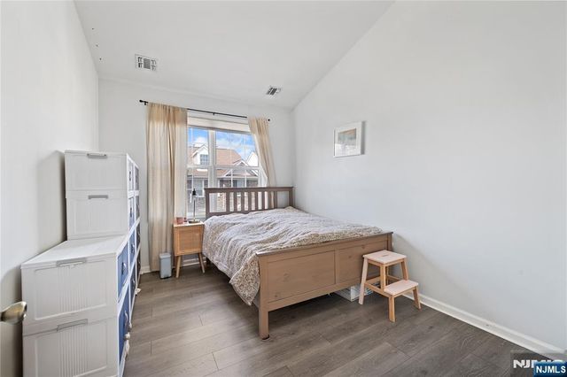 1 Barrister Street 171, Clifton, NJ 07013