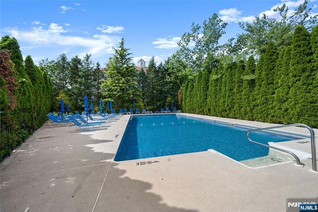 1 Barrister Street 171, Clifton, NJ 07013
