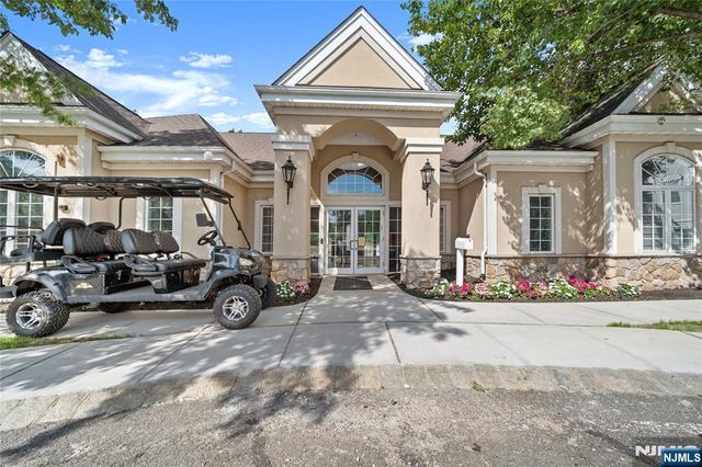 1 Barrister Street 171, Clifton, NJ 07013