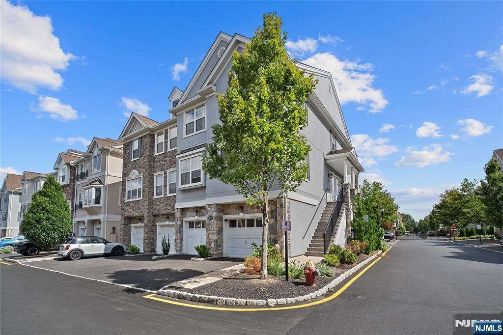 1 Barrister Street 171, Clifton, NJ 07013