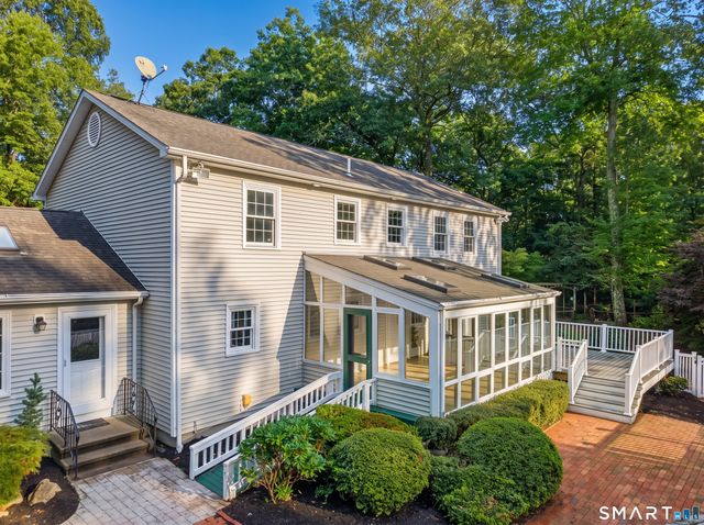16 Cardinal Road, East Lyme, CT 06333