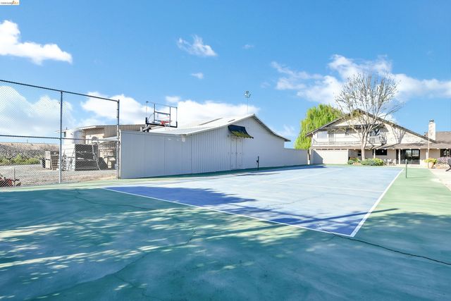 2650 Sellers Ave, Brentwood, CA 94513