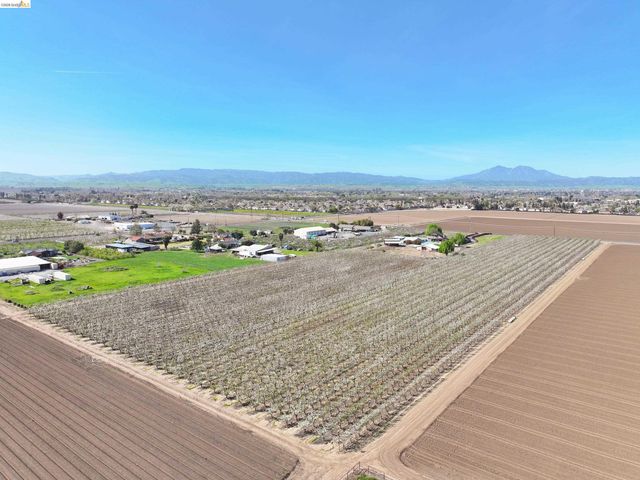 2650 Sellers Ave, Brentwood, CA 94513