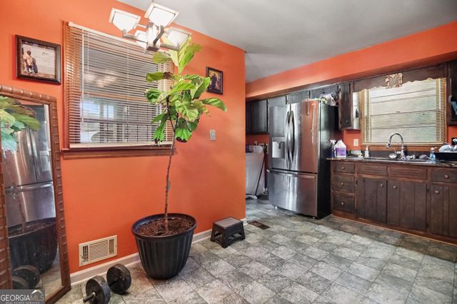 6065 Monica Drive, Morrow, GA 30260