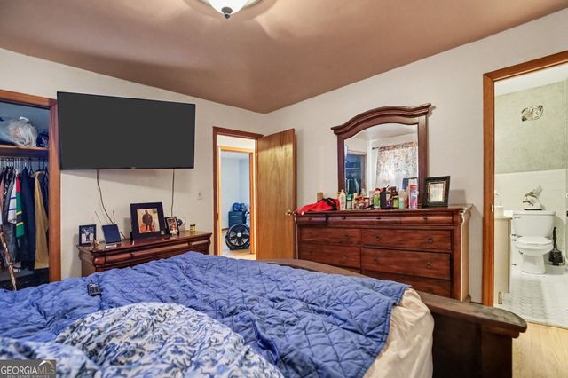 6065 Monica Drive, Morrow, GA 30260