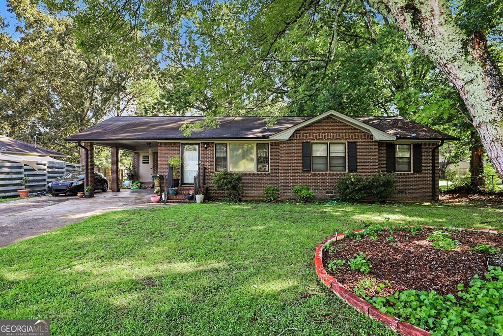 6065 Monica Drive, Morrow, GA 30260