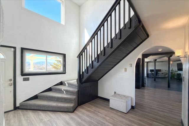 64 County Road 111, Espanola, NM 87532