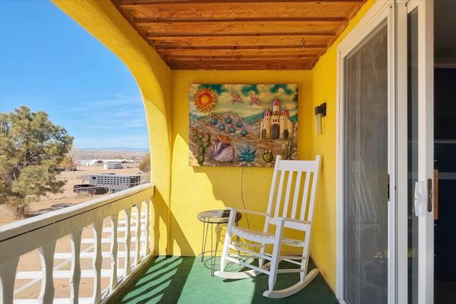 64 County Road 111, Espanola, NM 87532