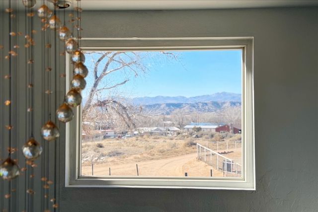 64 County Road 111, Espanola, NM 87532