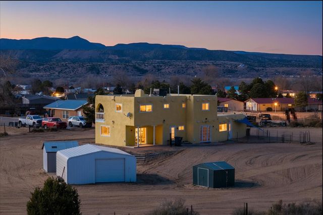 64 County Road 111, Espanola, NM 87532