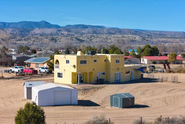 64 County Road 111, Espanola, NM 87532