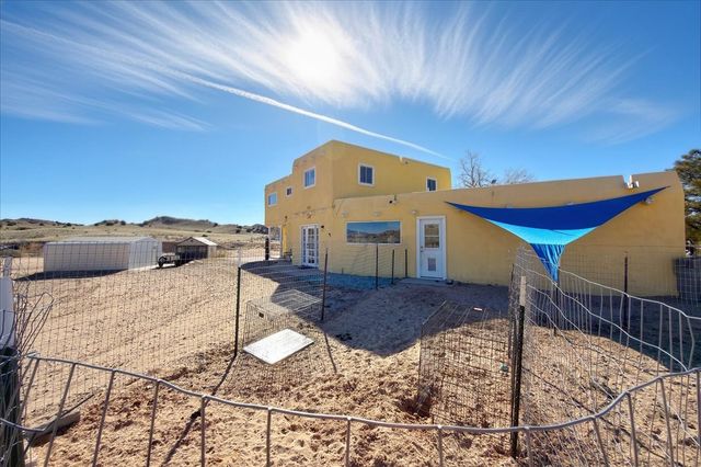 64 County Road 111, Espanola, NM 87532