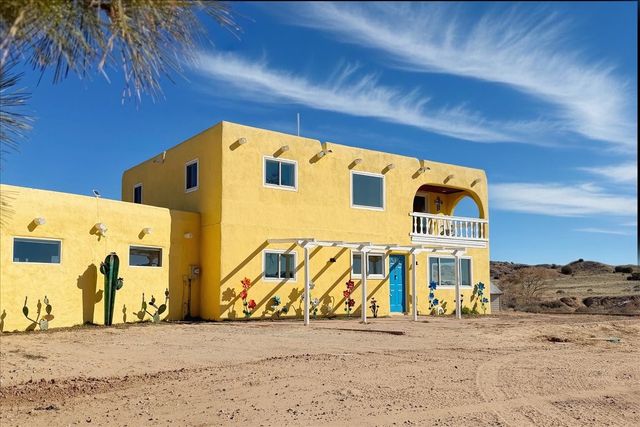 64 County Road 111, Espanola, NM 87532