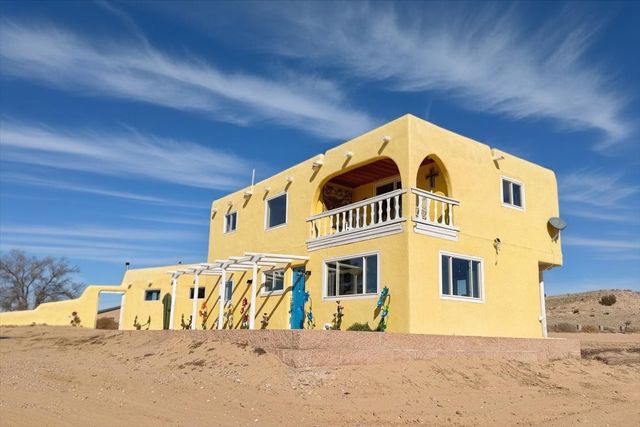 64 County Road 111, Espanola, NM 87532