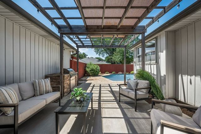 6010 La Cosa Drive, Dallas, TX 75248