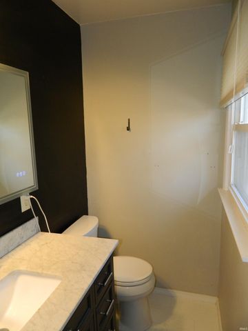 133 N Glenwood Avenue, Bloomington, IN 47408