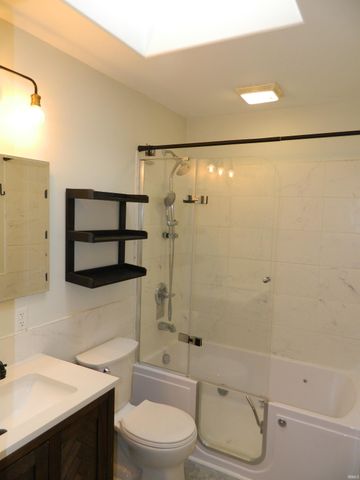 133 N Glenwood Avenue, Bloomington, IN 47408