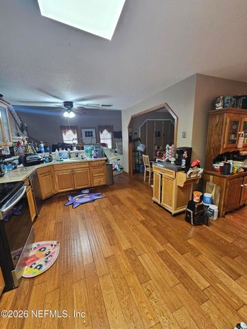 391 CHESWICK OAK Avenue, Orange Park, FL 32073