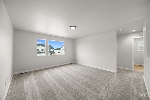 2940 W Taiban Creek Dr, Kuna, ID 83634