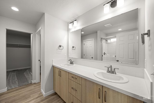 2940 W Taiban Creek Dr, Kuna, ID 83634