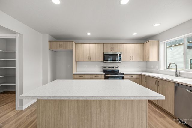 2940 W Taiban Creek Dr, Kuna, ID 83634