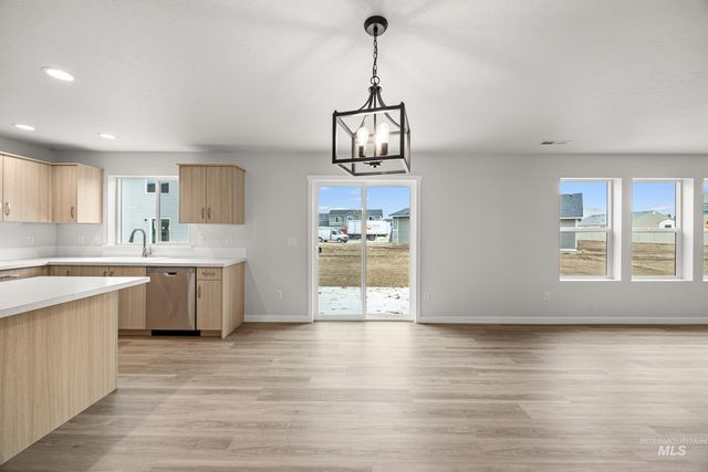 2940 W Taiban Creek Dr, Kuna, ID 83634