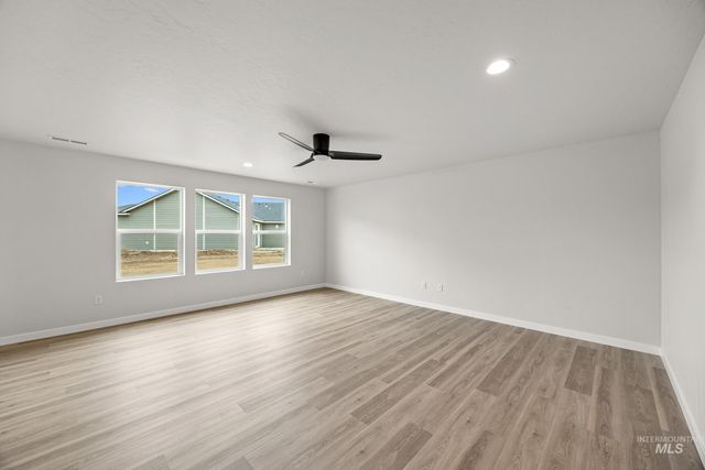 2940 W Taiban Creek Dr, Kuna, ID 83634