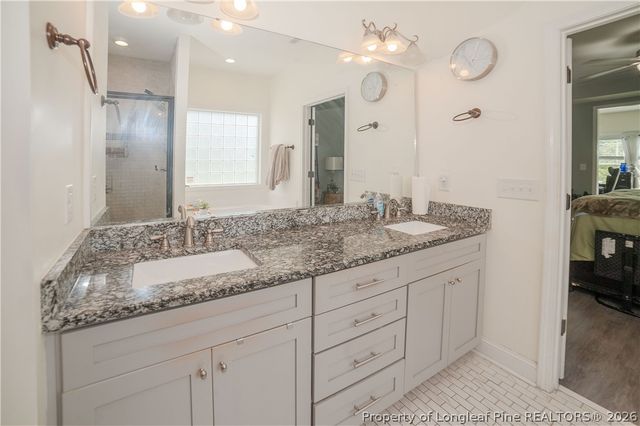 3742 Glencourse Way, Fayetteville, NC 28311