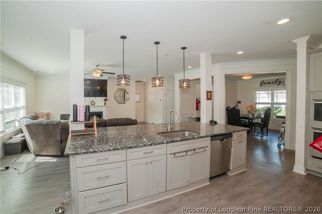 3742 Glencourse Way, Fayetteville, NC 28311