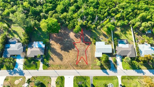 5838 SW 1st CT, Cape Coral, FL 33914