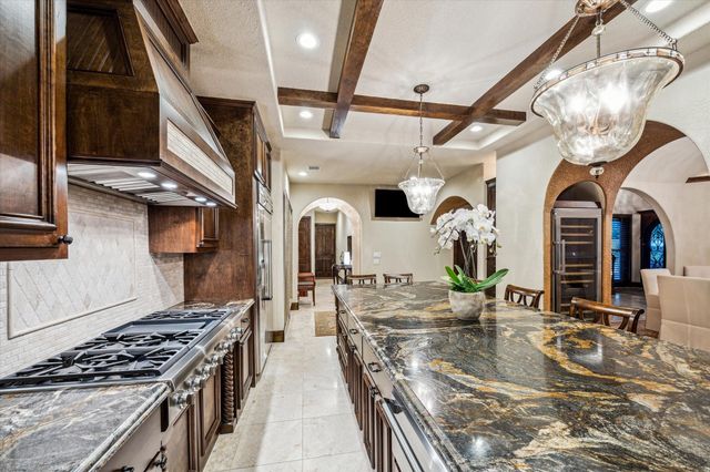 3751 Aberdeen Way, Houston, TX 77025