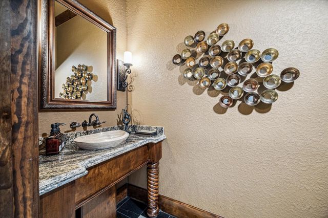 3751 Aberdeen Way, Houston, TX 77025