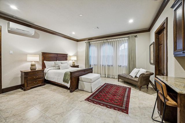 3751 Aberdeen Way, Houston, TX 77025