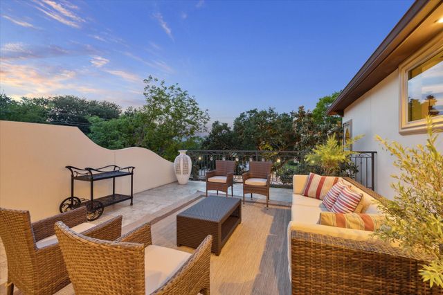 3751 Aberdeen Way, Houston, TX 77025