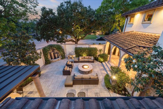 3751 Aberdeen Way, Houston, TX 77025