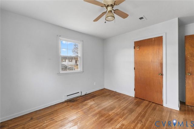 20501 Hickory Ct, South Chesterfield, VA 23803