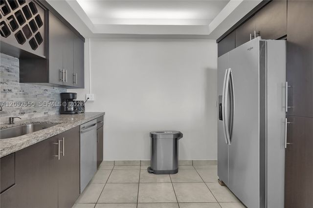 5401 E Collins Ave 601, Miami Beach, FL 33140