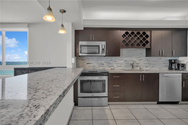5401 E Collins Ave 601, Miami Beach, FL 33140