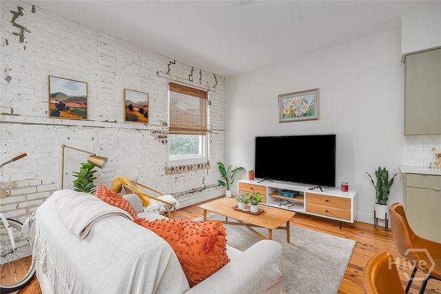 310 W Broughton Street 2002, Savannah, GA 31401