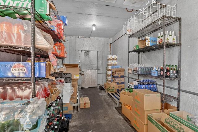 Farm Store Franchise For Sale In Hialeah Gardens, Hialeah Gardens, FL 33018