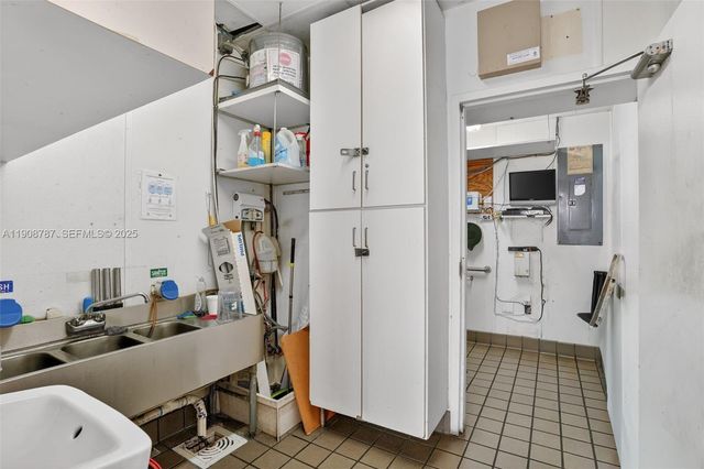 Farm Store Franchise For Sale In Hialeah Gardens, Hialeah Gardens, FL 33018