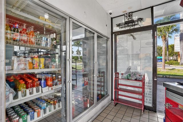 Farm Store Franchise For Sale In Hialeah Gardens, Hialeah Gardens, FL 33018