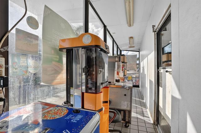 Farm Store Franchise For Sale In Hialeah Gardens, Hialeah Gardens, FL 33018