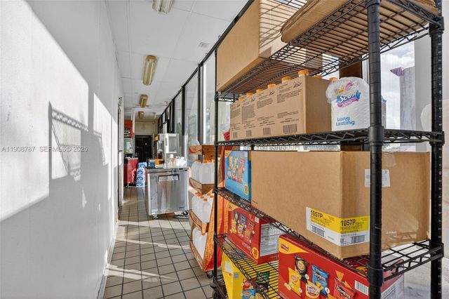 Farm Store Franchise For Sale In Hialeah Gardens, Hialeah Gardens, FL 33018